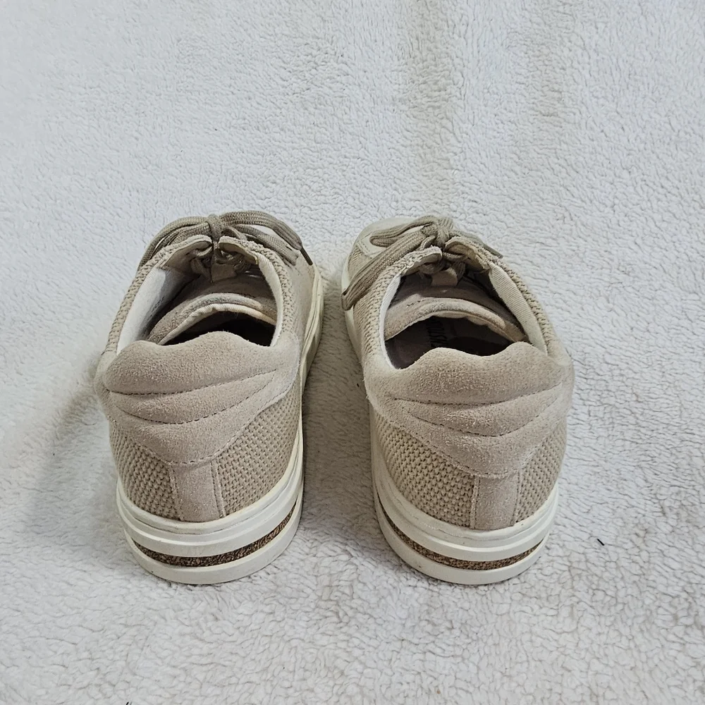 Birkenstock Women Tan Sneakers Size 7